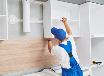 CABINET PAINTING AND REFINISHING service in Canada